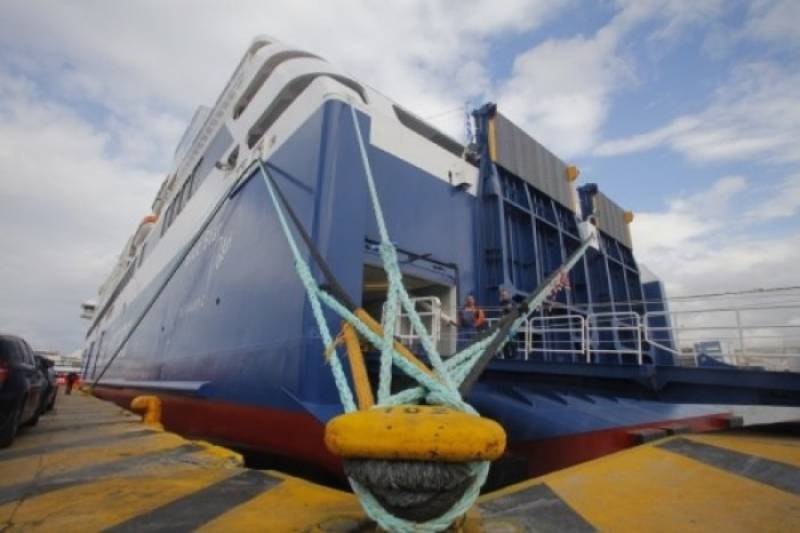 Άκαρπη η συνάντηση της ΠΝΟ με τους ακτοπλόους - Δεμένα τα πλοία στα λιμάνια τη Δευτέρα 3 Σεπτεμβρίου