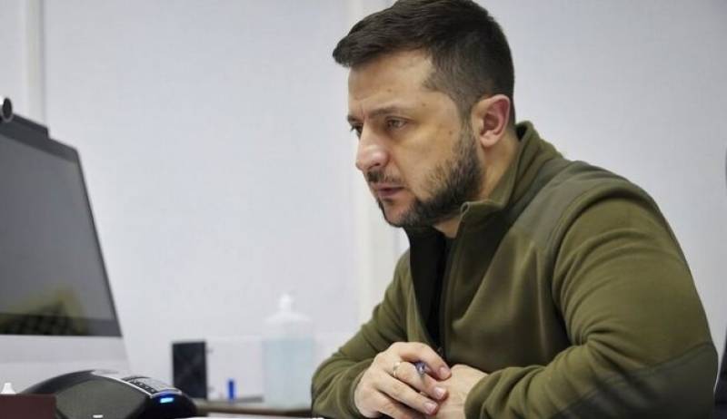 Ζελένσκι: Είμαι ευγνώμων στον Έλληνα υπουργό Εξωτερικών