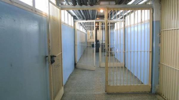 5 χρόνια φυλακή σε τσιγγάνα για απόπειρα κλοπής στην Καλαμάτα