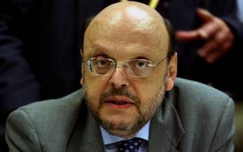 Νέο «καρφί» Αντώναρου: Οι σαμαρικοί αβαντάρουν το Βερολίνο