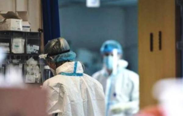 Αμαλιάδα: Κρούσμα μηνιγγίτιδας σε 42χρονη - Μεταφέρθηκε στο Νοσοκομείο του Ρίου