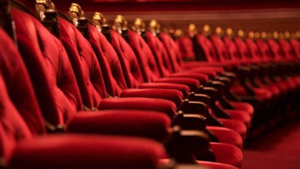 ΔΥΠΑ: Αναρτήθηκαν τα οριστικά αποτελέσματα για τις επιταγές θεάτρου