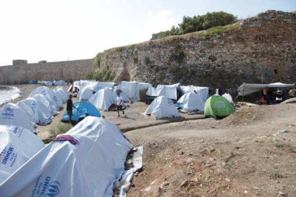 Μυτιλήνη: Απλήρωτοι οι 25 πρώην εργαζόμενοι στη ΜΚΟ PRAKSIS στη Χίο