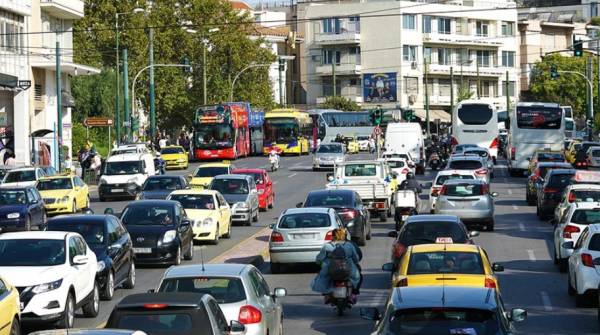 ΕΕ: Να συμμορφωθεί η Ελλάδα με τους κανόνες για τη φορολογία των αυτοκινήτων
