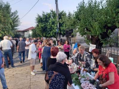 Πλήθος κόσμου στη Γιορτή Σταφυλιού και Μούστου στο Μουζάκι (φωτό &amp; βίντεο)