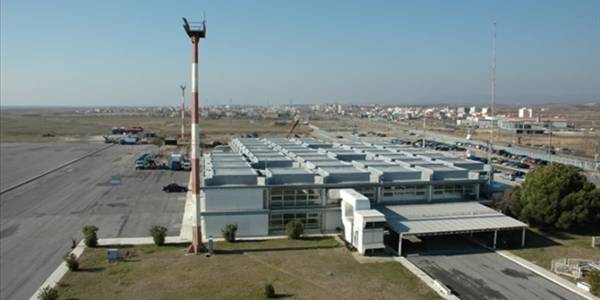 Μόνο ελληνικό προσωπικό στα 14 αεροδρόμια της Fraport - 2.500 οι αιτήσεις πρόσληψης