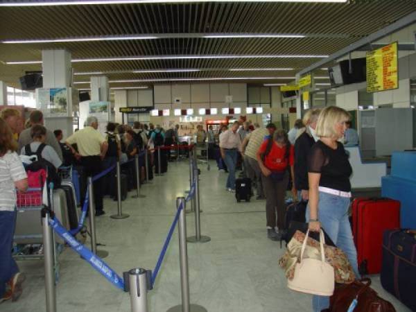 Αεροδρόμιο Καλαμάτας: Κρατικό, διεθνές, συντονισμένο περιμένει χρόνια την αναβάθμιση