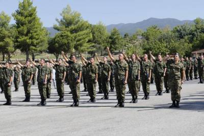 Ορκωμοσία νεοσύλλεκτων στο 9ο Σύνταγμα Πεζικού στην Καλαμάτα