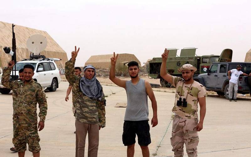 Λιβύη: Οι δυνάμεις του στρατάρχη Χάφταρ αποσύρθηκαν από περιοχές της Τρίπολης