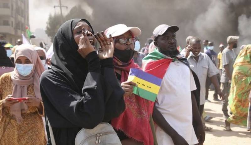 Σουδάν: Πυροβολισμοί εναντίον διαδηλωτών κατά του πραξικοπήματος - 12 τραυματίες (Βίντεο)