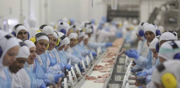 Χάκερ χτυπούν τη μεγαλύτερη βιομηχανία κρέατος στον κόσμο - Οι ΗΠΑ καταγγέλουν Ρώσους