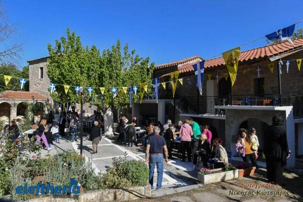 Μάνη: Γιορτή στη Μονή Αγίου Γεωργίου του Πεταλωτή στα Αλτομιρά (φωτογραφίες)