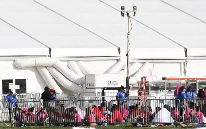 Ο ΟΗΕ ανησυχεί για την τακτική των ΗΠΑ να χωρίζουν τους μετανάστες από τα παιδιά τους