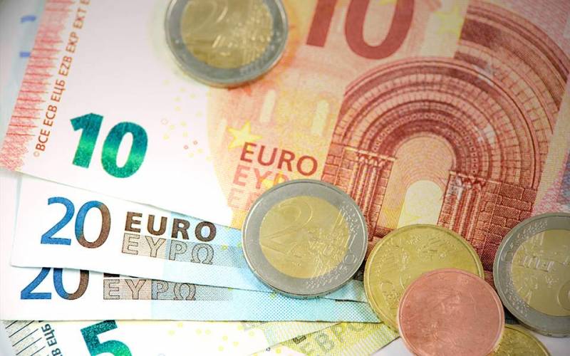 FAZ: Τα «γεράκια» του ευρώ ζητούν πιο σκληρά μέτρα για τις χώρες που θα δανείζονται από τον ESM