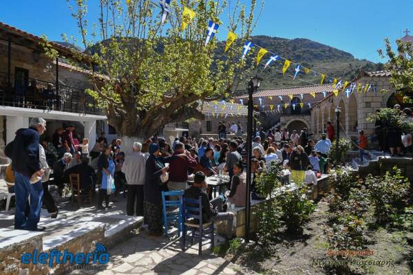 Μεσσηνία: Γιορτή στη Μονή Αγίου Γεωργίου του Πεταλωτή στα Αλτομιρά της Μάνης (φωτογραφίες)