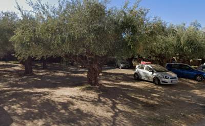 Διαμόρφωση υπαίθριων χώρων στάθμευσης εντός του πολεοδομικού ιστού της Καλαμάτας