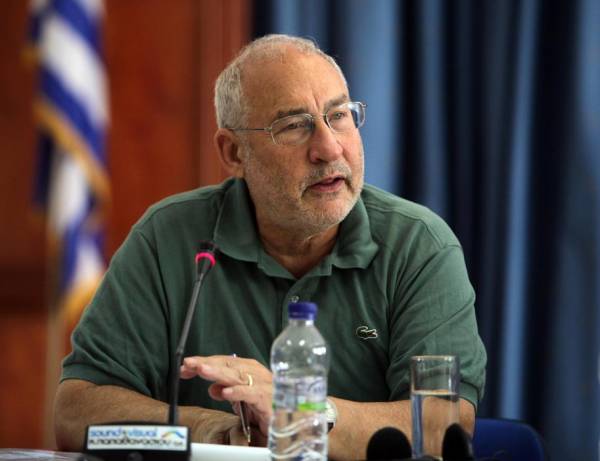 Στίγκλιτς: &quot;Mοιραία ρωγμή στα θεμέλια του ευρώ ένα Grexit&quot;