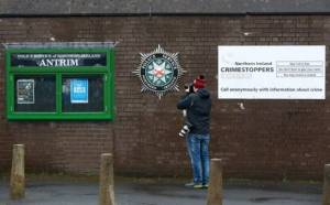 Η σύλληψη του Τζέρι Άνταμς αναστατώνει τη Βόρειο Ιρλανδία