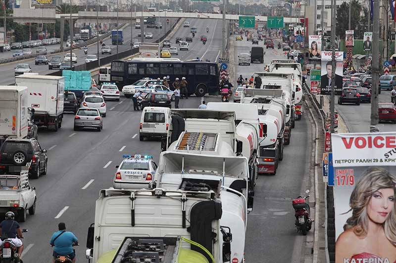 Απαγόρευση κίνησης φορτηγών τον Δεκαπενταύγουστο σε δρόμους της Πελοποννήσου