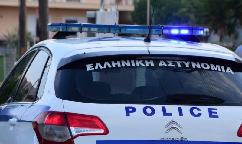 Χανιά : Συνελήφθη άνδρας στην Κίσσαμο που είχε κλειστεί στο σπίτι του απειλώντας να κάνει χρήση δυναμίτη