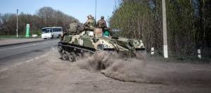 Ουκρανικός στρατός στο Σλαβιάνσκ - Καταρρίφθηκαν ελικόπτερα