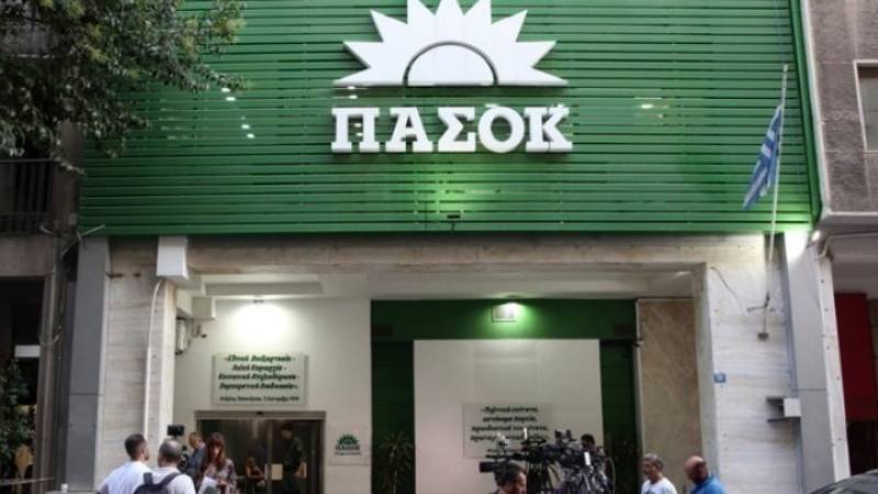 ΠΑΣΟΚ -ΚΙΝΑΛ: Ο αγροτικός κόσμος έχει έτοιμη κόκκινη κάρτα, κ. Μητσοτάκη
