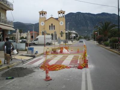 Δύο ακόμα διαβάσεις πεζών στη Ναυαρίνου