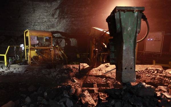 Πολωνία: Ένας ανθρακωρύχος βρέθηκε ζωντανός 3 μέρες μετά από κατάρρευση ορυχείου, όπου σκοτώθηκαν άλλοι 6 εργάτες