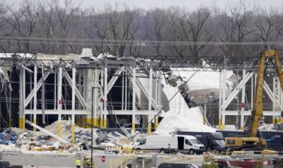 ΗΠΑ: Τουλάχιστον έξι νεκροί από την κατάρρευση μέρους αποθήκης της Amazon λόγω ανεμοστρόβιλου