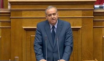 Λαμπρόπουλος: &quot;Τήρηση βιβλίων για τους αγρότες από 20.000 ευρώ&quot;