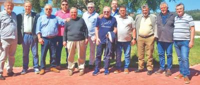 Οι απόφοιτοι του Α’ Εξαταξίου Γυμνασίου Καλαμάτας θυμούνται: Ο Γιώργος με το “σόφισμά” του “ξελάσπωσε” το Κλασικό