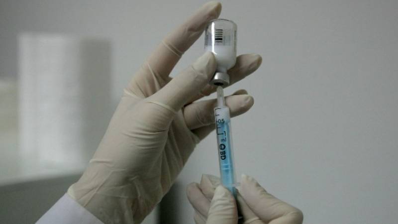 Covid-19: Αρχίζει την Κυριακή ο εμβολιασμός στη Γαλλία