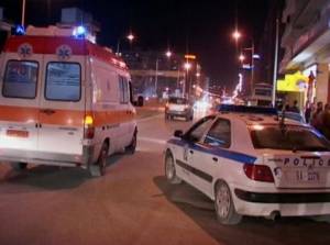 Αυτοκίνητο παρέσυρε 3 άτομα τα ξημερώματα στην Κορώνη