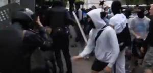 Επεισόδια μεταξύ ακροδεξιών και αστυνομίας στο Κίεβο (βίντεο)