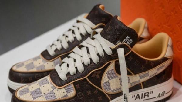 Τα πολυπόθητα 200 sneakers του Virgil Abloh άγγιξαν σε δημοπρασία τα 25 εκατ. δολάρια!