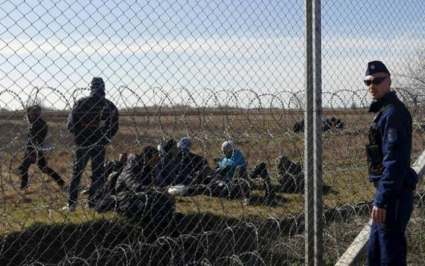 Κοινή δράση για το μεταναστευτικό αποφάσισαν Σερβία και Ουγγαρία