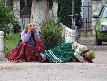 Βρήκε τους πόρους για τους τσιγγάνους ο Τατούλης