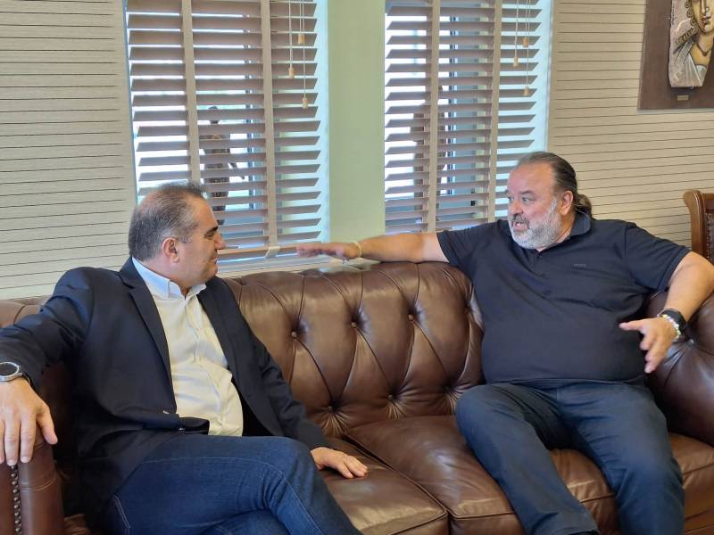 ΑΕΚ: Συναντήσεις Μάριου Ηλιόπουλου με δήμαρχο Καλαμάτας και αντιπεριφερειάρχη Μεσσηνίας