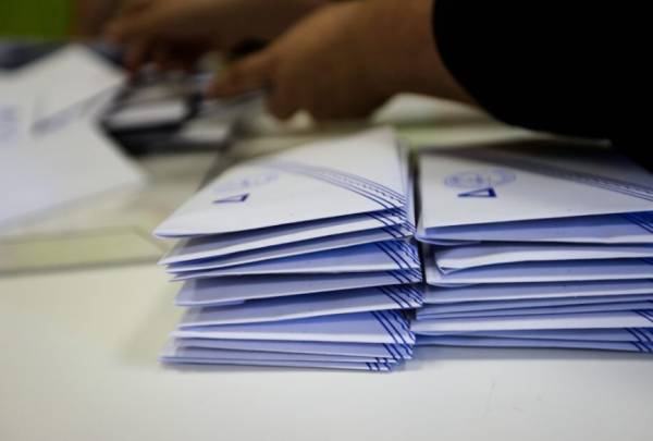 Αυτοδιοικητικές εκλογές: Άνοιξαν οι κάλπες - Έως τις 7 μ.μ. η διαδικασία