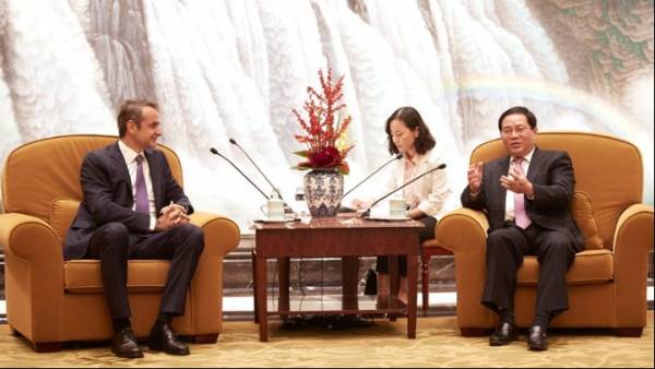Κίνα: Συνάντηση του Κυρ. Μητσοτάκη με τον γγ Σαγκάης του ΚΚ της Κίνας Li Qiang
