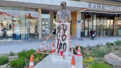 Βανδάλισαν την προτομή του αρχιφύλακα Γιώργου Λυγγερίδη στη Θεσσαλονίκη