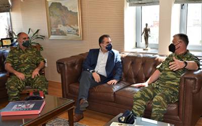 Καλαμάτα: Αυξημένες περιπολίες από τον Στρατό για τις πυρκαγιές