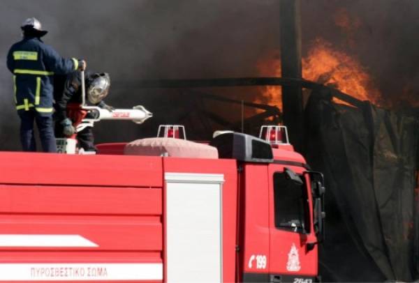 Φωτιά σε λεωφορείο που κινείτο στην περιμετρική οδό της Πάτρας