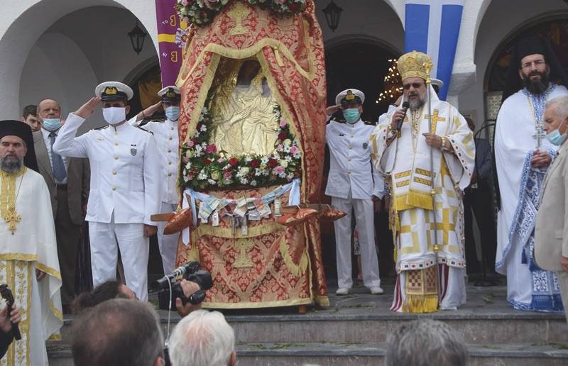 Η Πύλος γιόρτασε την πολιούχο της Παναγία Μυρτιδιώτισσα (φωτογραφίες)