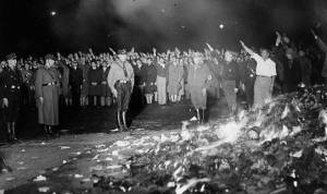 Η απάντηση του Φρόιντ στους Ναζί όταν έκαψαν τα βιβλία του