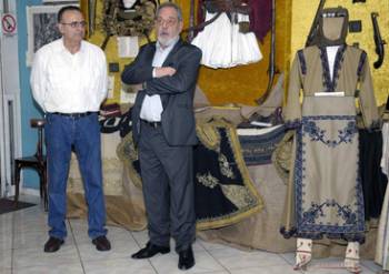 Συλλογή Χρήστου Κατσαμπάνη: Εκθεση κειμηλίων στο Βύρωνα