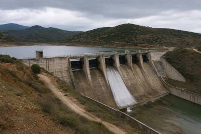 Από τη λίστα Γερουλάνου στην υπογραφή Παπαθανάση