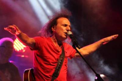 Παπακωνσταντίνου και Μπάσης στο Φεστιβάλ της ΚΝΕ