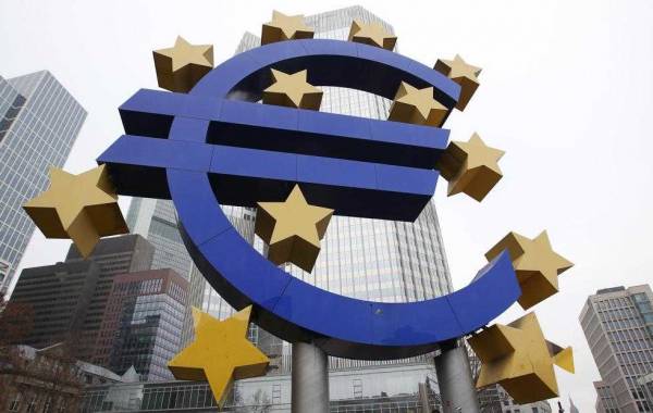 ΕΕ: Η Βουλγαρία και η Κροατία έλαβαν προενταξιακό καθεστώς για την ένταξή τους στο ευρώ