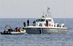 Κινδύνεψαν 24 μετανάστες σε βάρκα ανοιχτά της Πύλου